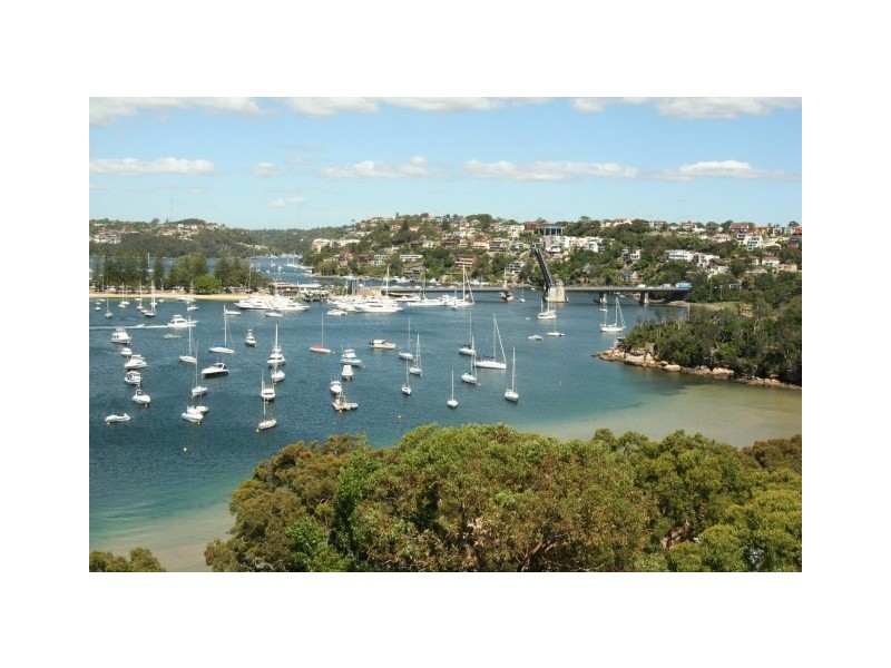 17 Peronne Avenue, Clontarf NSW 2093