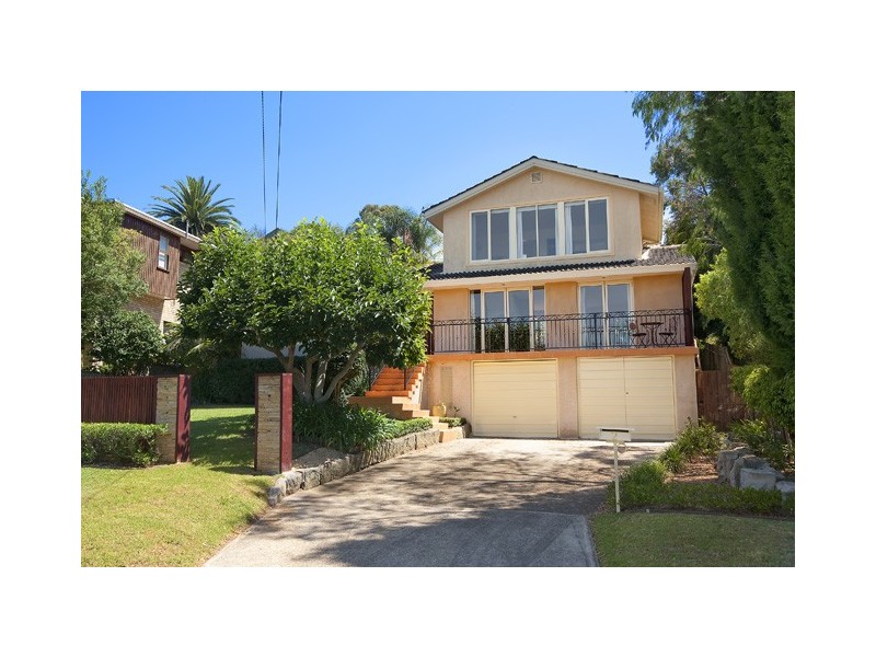 2 Harvey Street (East), Seaforth NSW 2092