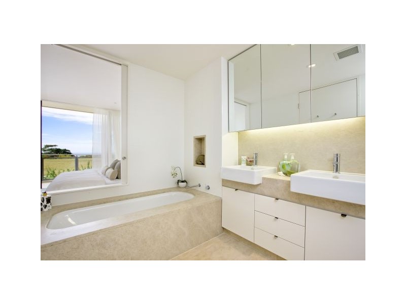 2/2 Cerretti Crescent, Manly NSW 2095