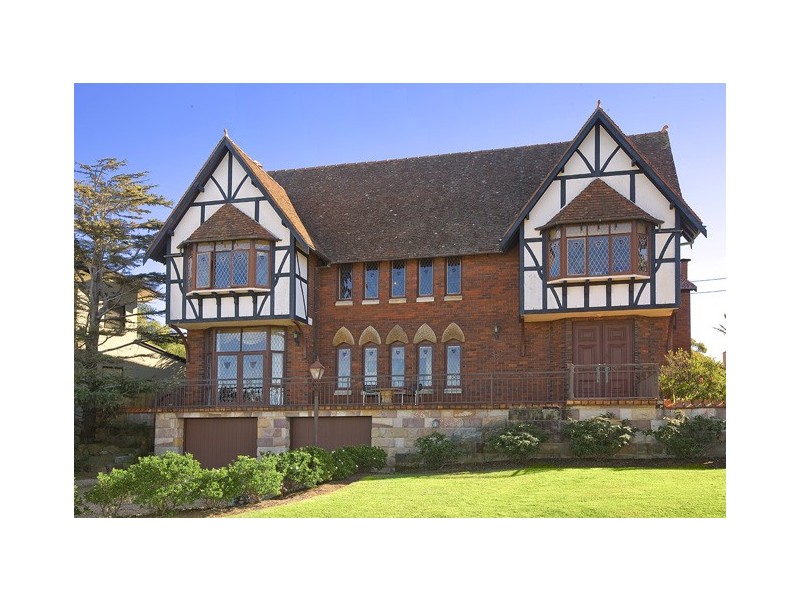 34 Edgecliffe Esplanade, Seaforth NSW 2092