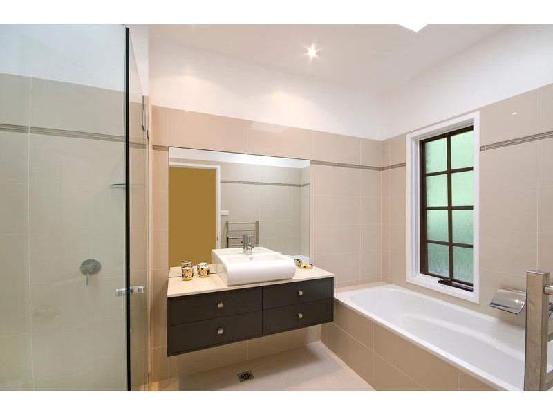 170 McCarrs Creek Road, Church Point NSW 2105