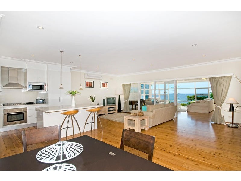 22 Lancaster Crescent, Collaroy NSW 2097