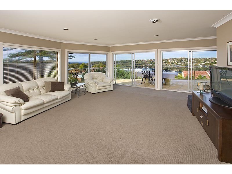 37 Edgecliffe Esplanade, Seaforth NSW 2092