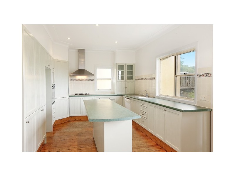 35 Prince Edward Road, Seaforth NSW 2092