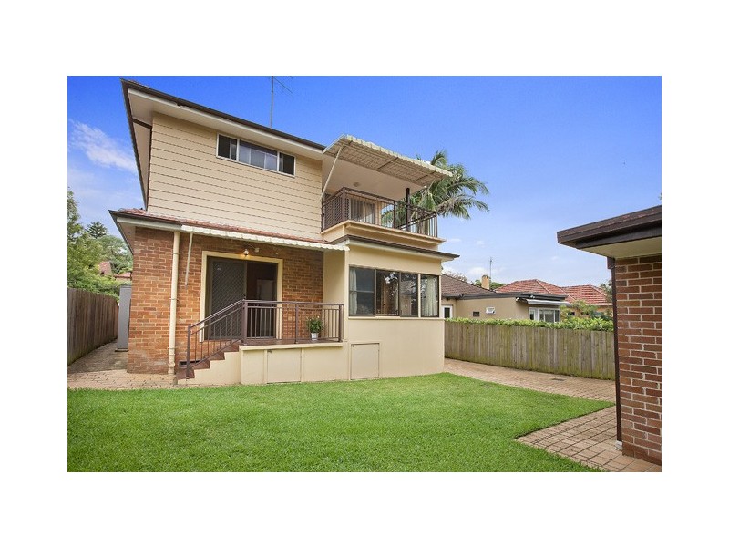 12 Frenchs Forest Road, Seaforth NSW 2092