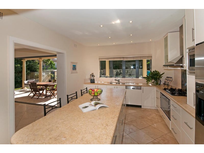 60 Edgecliffe Esp, Seaforth NSW 2092