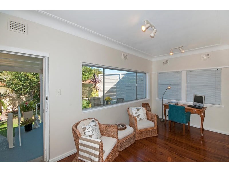 3 Ponsonby Parade, Seaforth NSW 2092