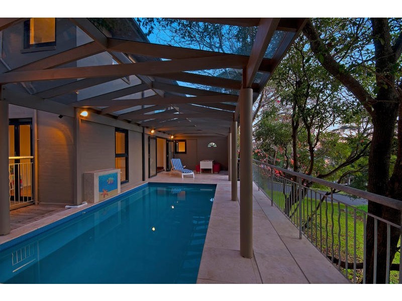 2 Gurney Crescent, Seaforth NSW 2092