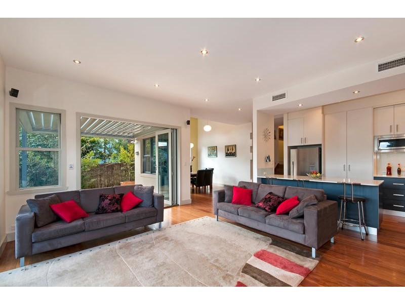 13 Palmerston Place, Seaforth NSW 2092