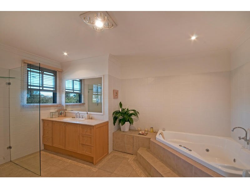 117 Clontarf Street, Seaforth NSW 2092