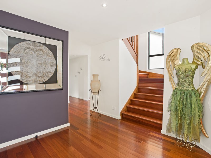 33 Bangaroo Street, North Balgowlah NSW 2093