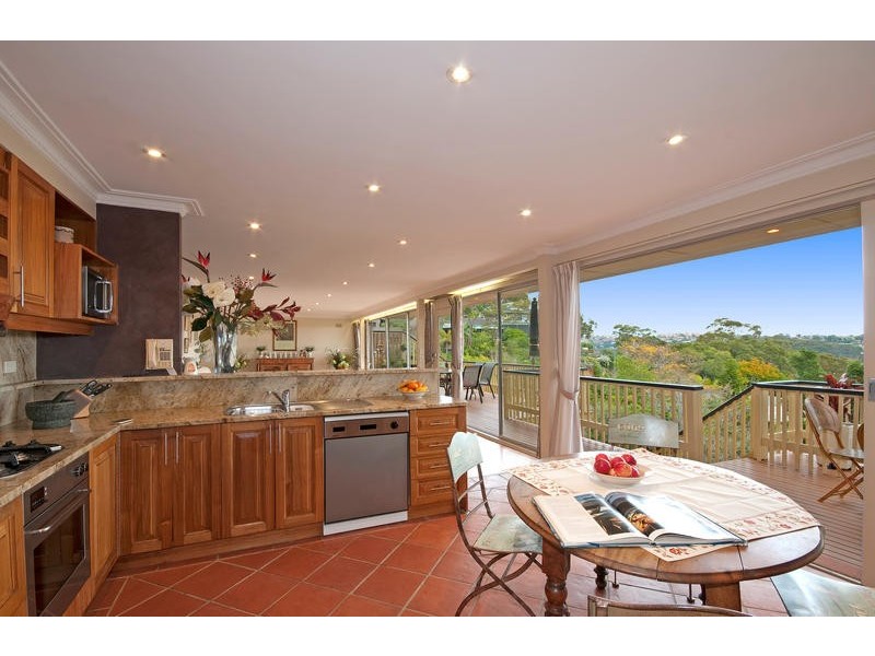 44 Peronne Avenue, Clontarf NSW 2093