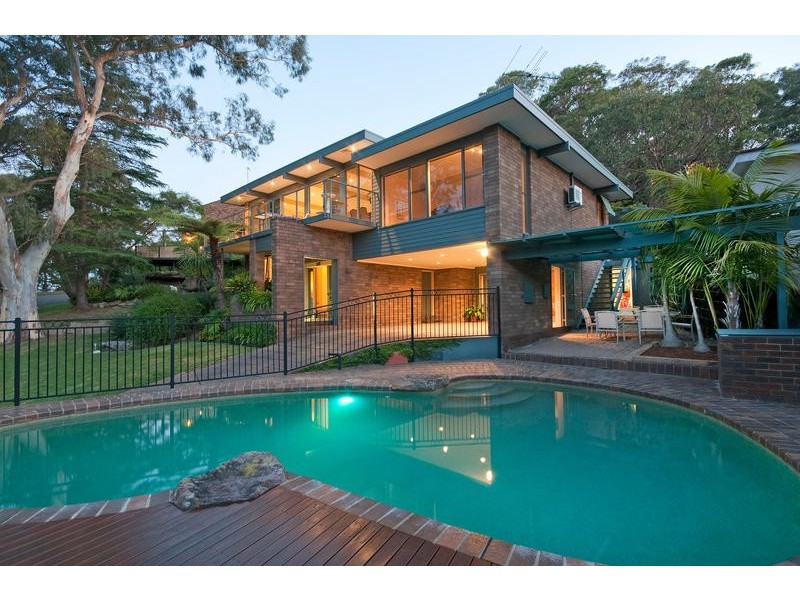 35 Derna Cres, Allambie Heights NSW 2100