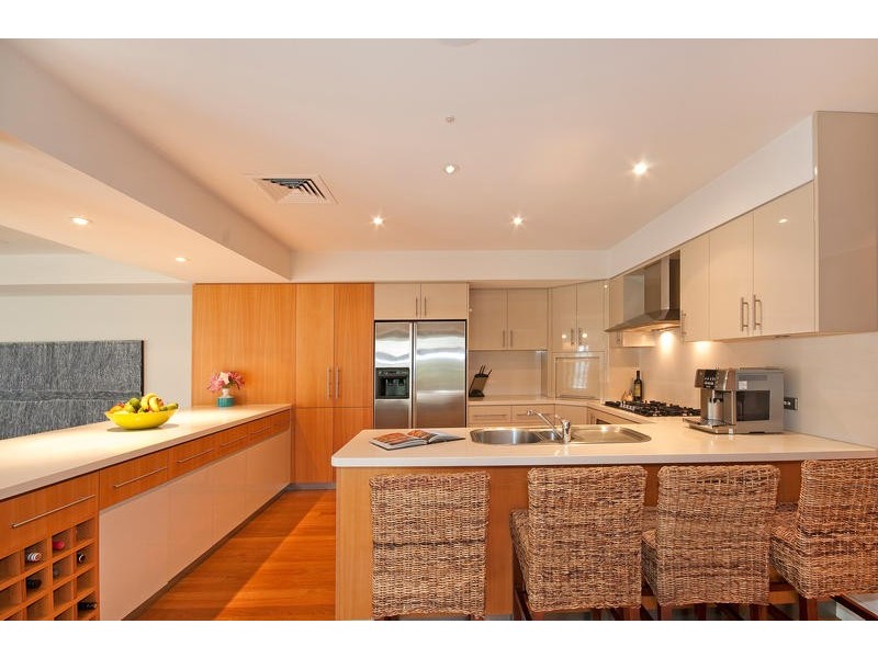 18 Peronne Avenue, Clontarf NSW 2093