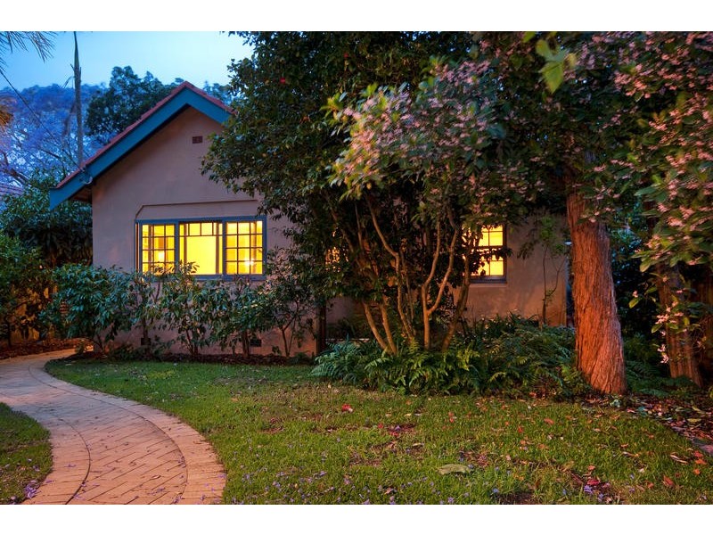 42 Kempbridge Avenue, Seaforth NSW 2092