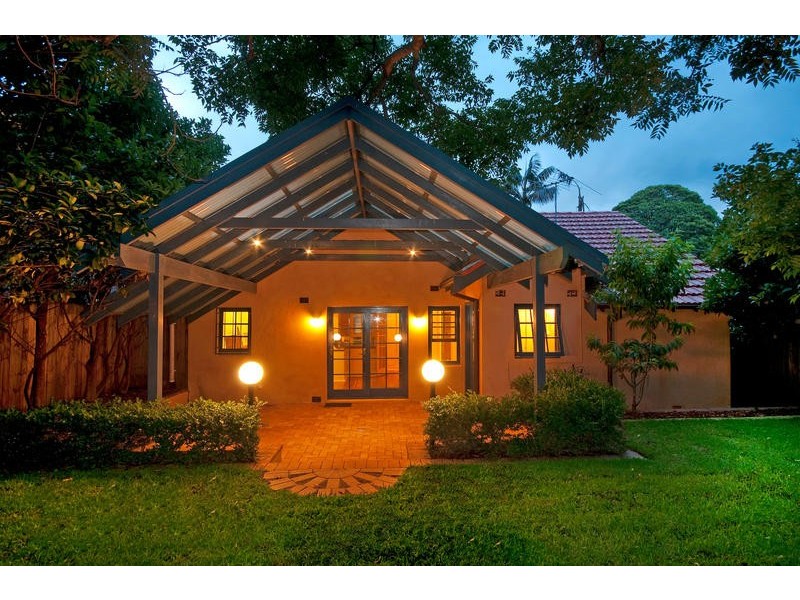 42 Kempbridge Avenue, Seaforth NSW 2092