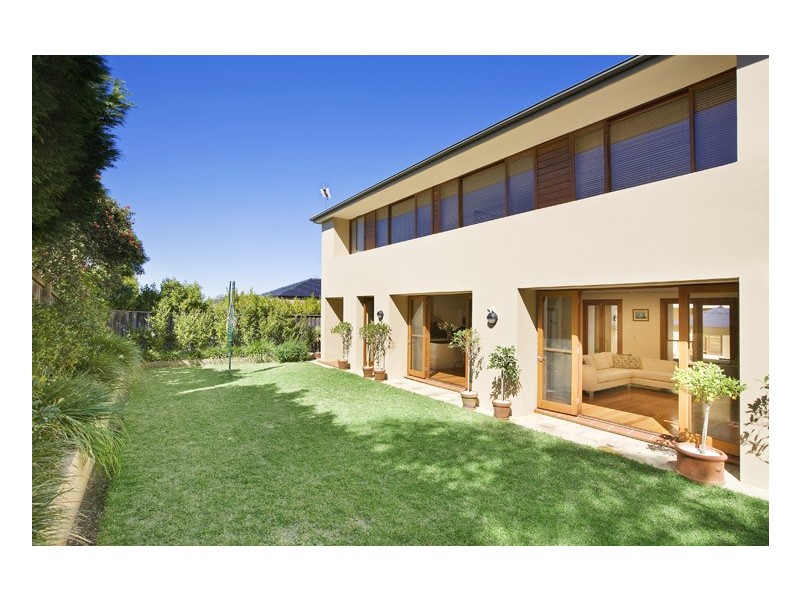 15 Golden Grove (Beacon Hill), Curl Curl NSW 2096