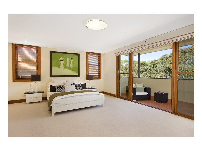 15 Golden Grove (Beacon Hill), Curl Curl NSW 2096