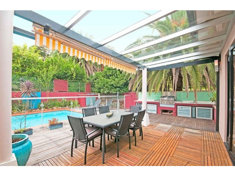 66b  Ponsonby Pde, Seaforth NSW 2092