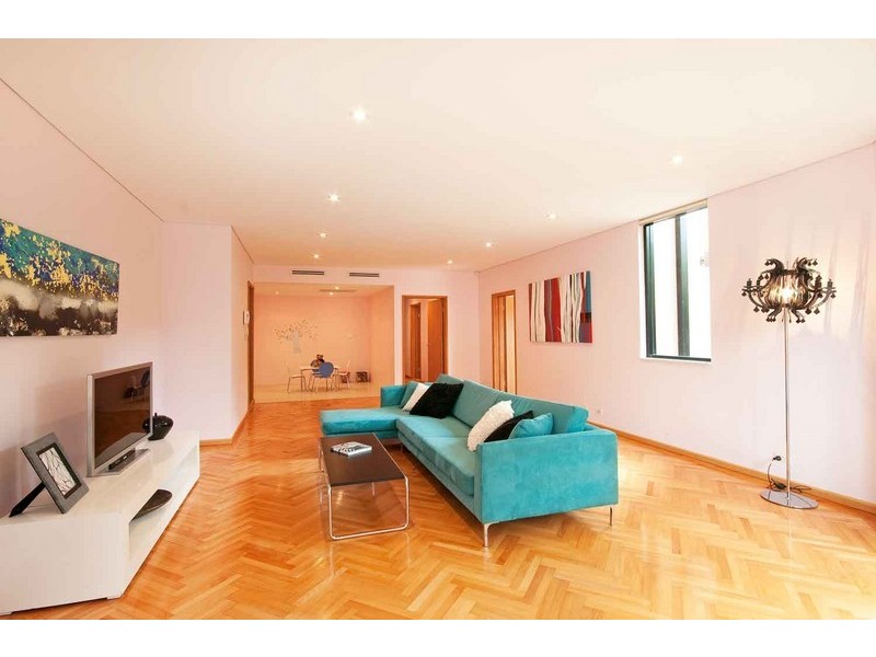 66b  Ponsonby Pde, Seaforth NSW 2092