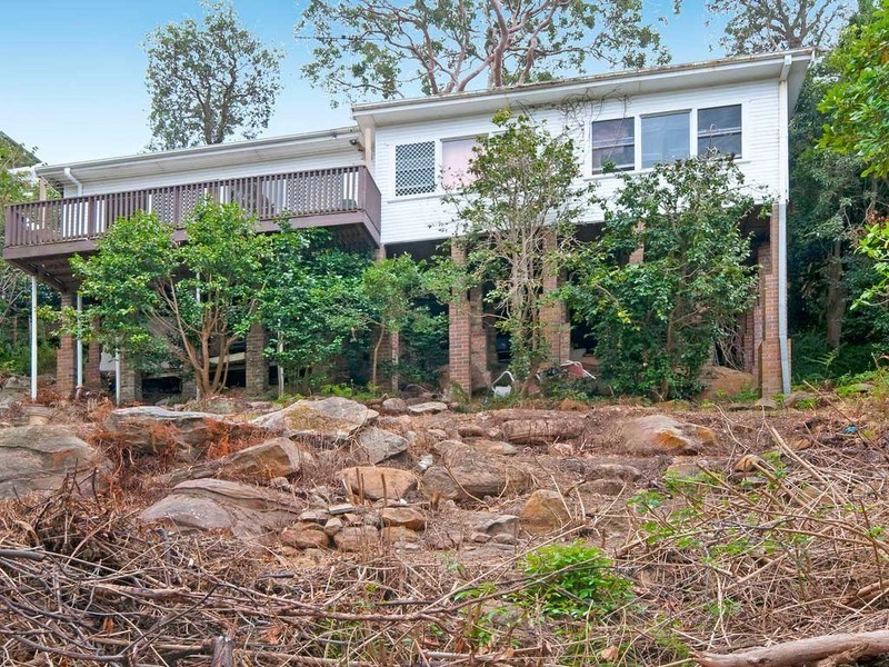 31 Seaforth Crescent (enter from Laura St), Seaforth NSW 2092