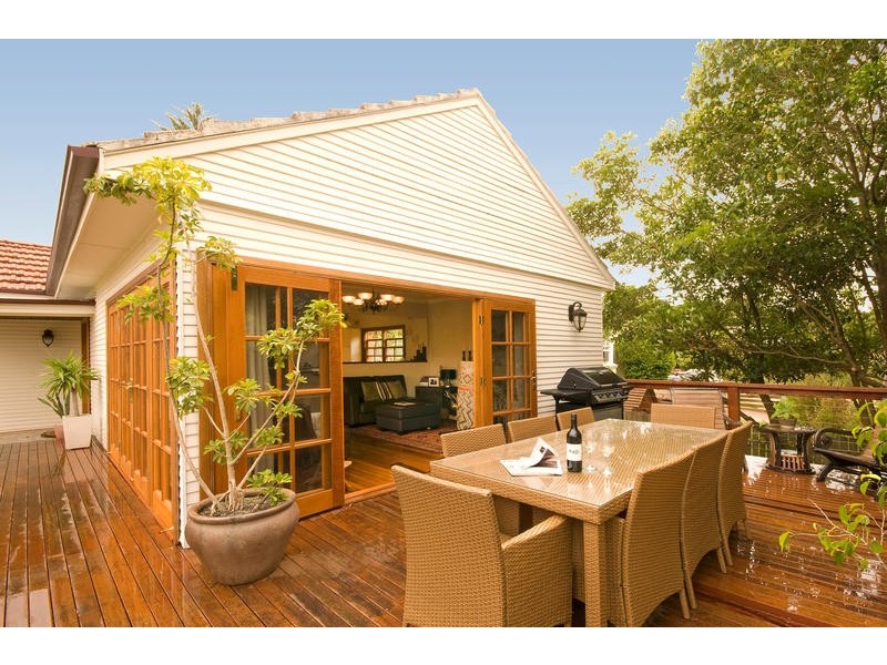 2 Prince Edward Road, Seaforth NSW 2092