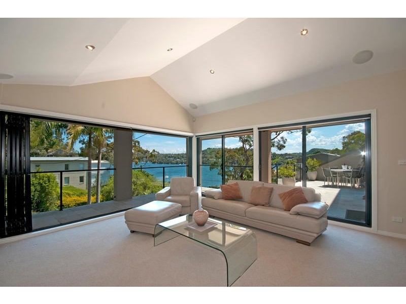 6 Bligh Crescent, Seaforth NSW 2092