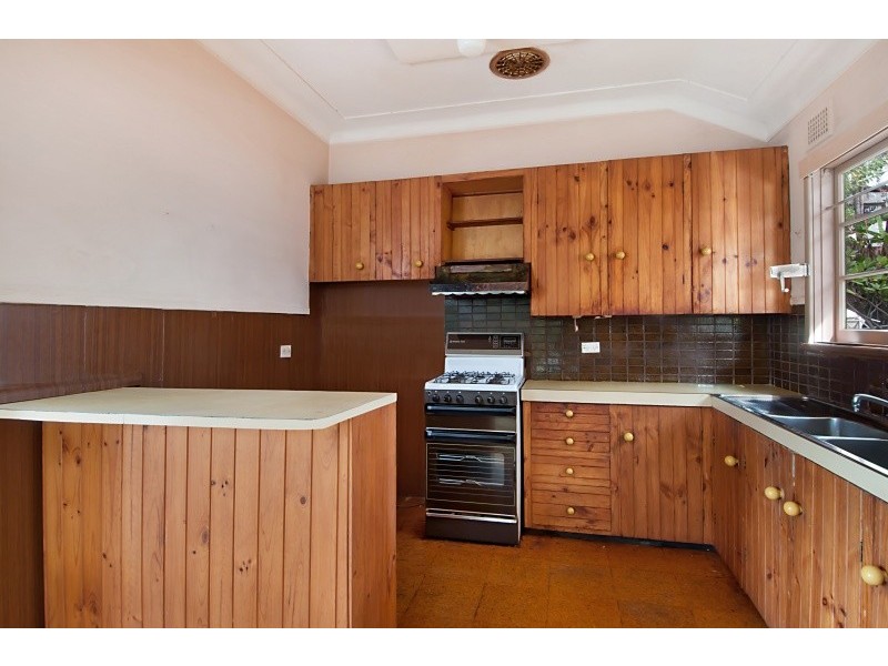 49 Frenchs Forest Rd, Seaforth NSW 2092