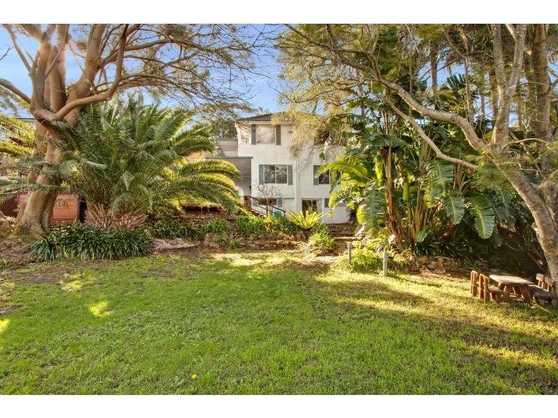 9  Jenner Street, Seaforth NSW 2092