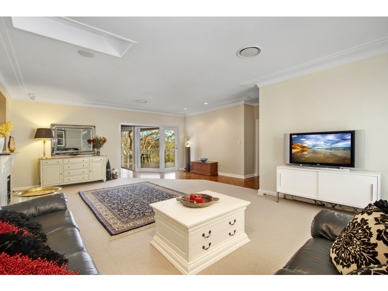 9  Jenner Street, Seaforth NSW 2092