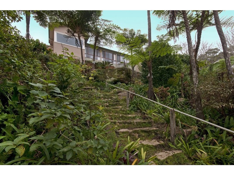 23 Gurney Crescent, Seaforth NSW 2092