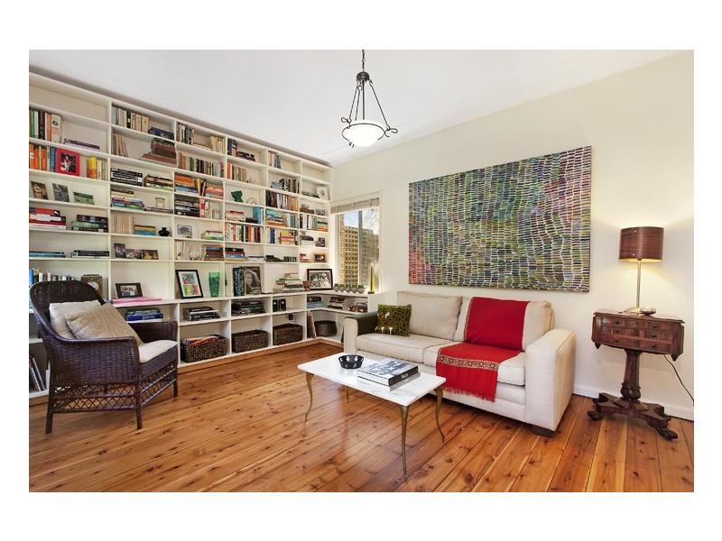 16 Fromelles Avenue, Seaforth NSW 2092