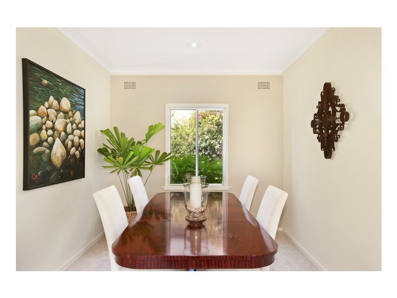 16 Fromelles Avenue, Seaforth NSW 2092