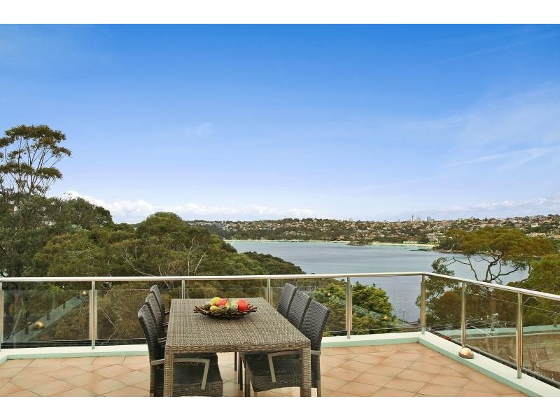 8a Ogilvy Road, Clontarf NSW 2093