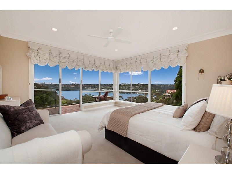 15 Gurney Crescent, Seaforth NSW 2092