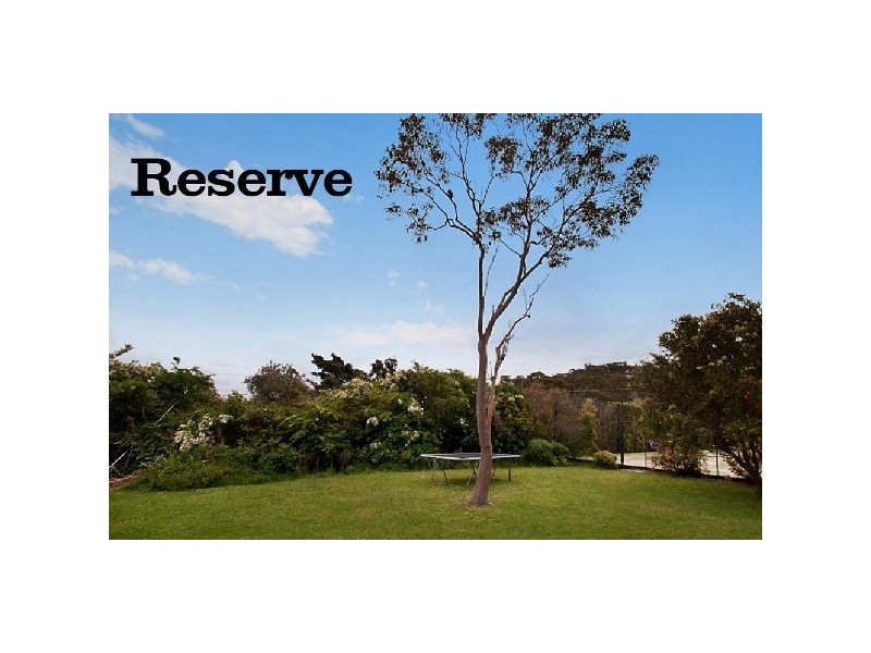 15 Gurney Crescent, Seaforth NSW 2092