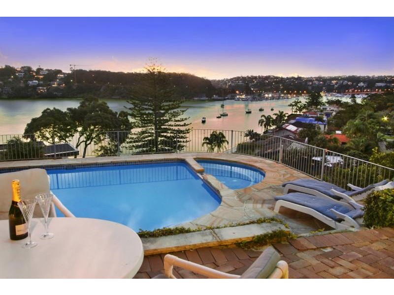 13 Amiens Road, Clontarf NSW 2093