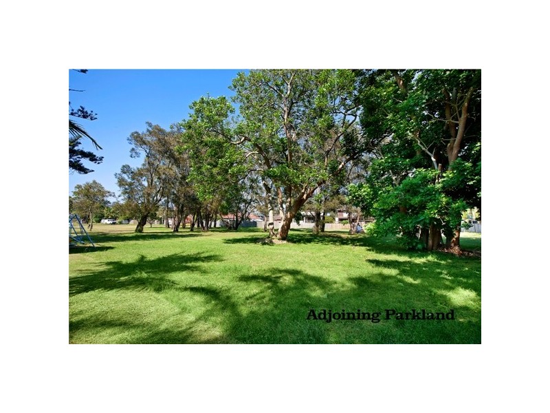 12 Wimbledon Avenue, Narrabeen NSW 2101