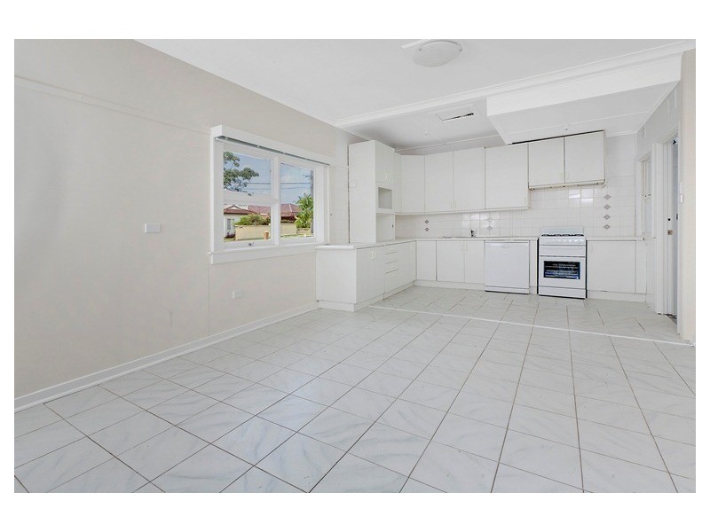 121 McIntosh Road, Narraweena NSW 2099