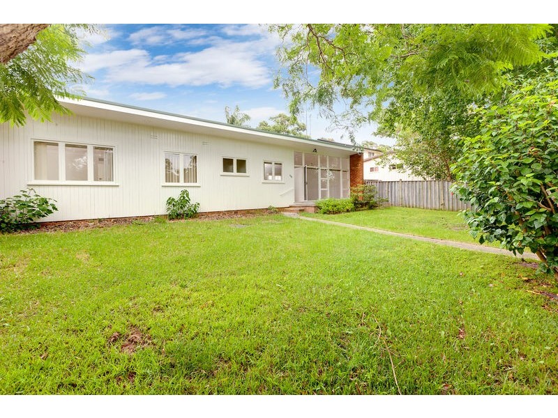 125 McIntosh Road, Narraweena NSW 2099