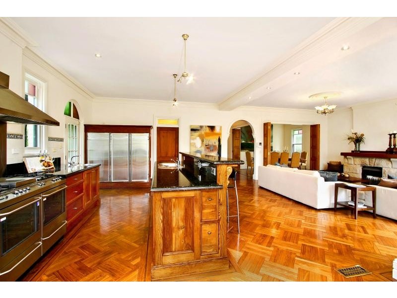 37 Fairlight Crescent, Fairlight NSW 2094