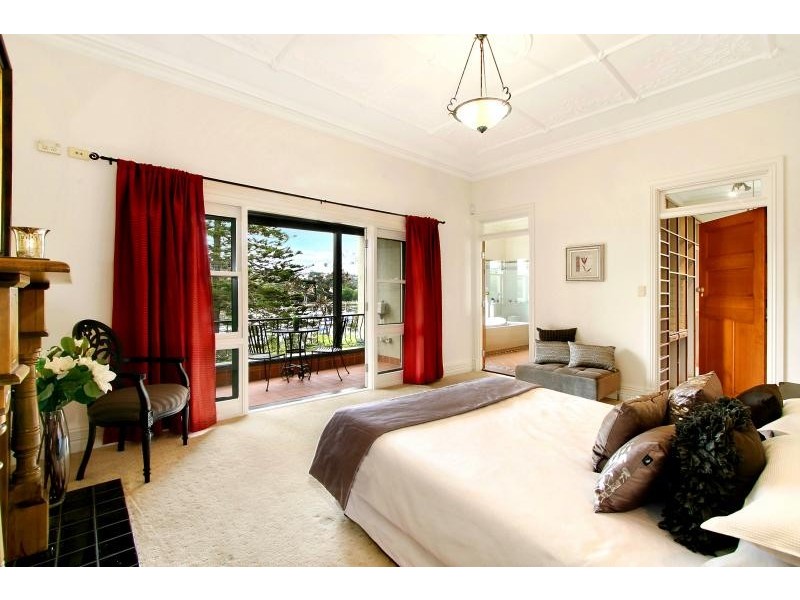 37 Fairlight Crescent, Fairlight NSW 2094