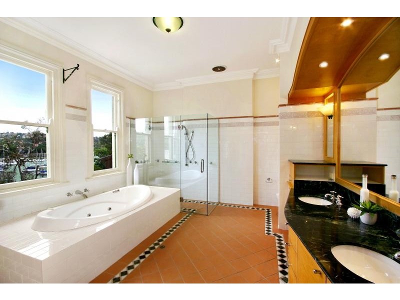 37 Fairlight Crescent, Fairlight NSW 2094