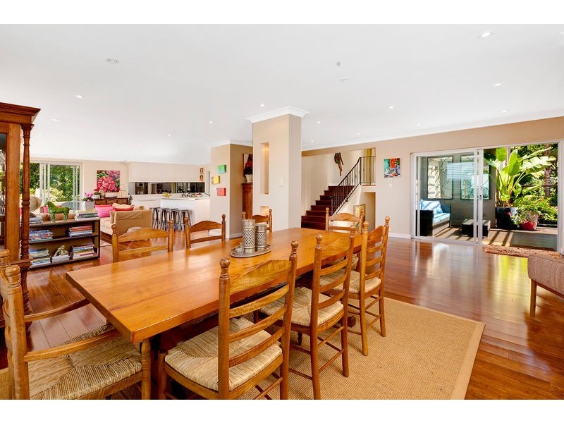 57 Peronne Ave, Clontarf NSW 2093