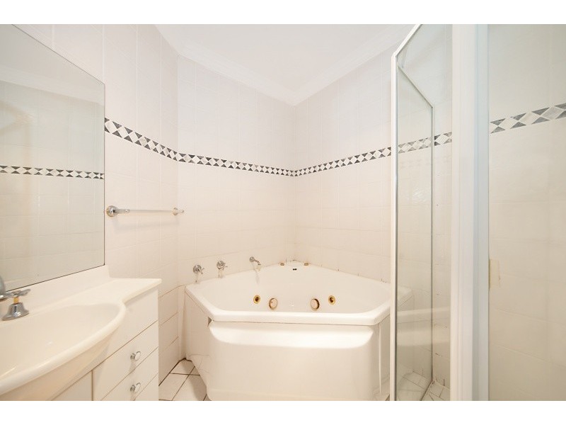 72/8 Koorala Ave, Manly Vale NSW 2093