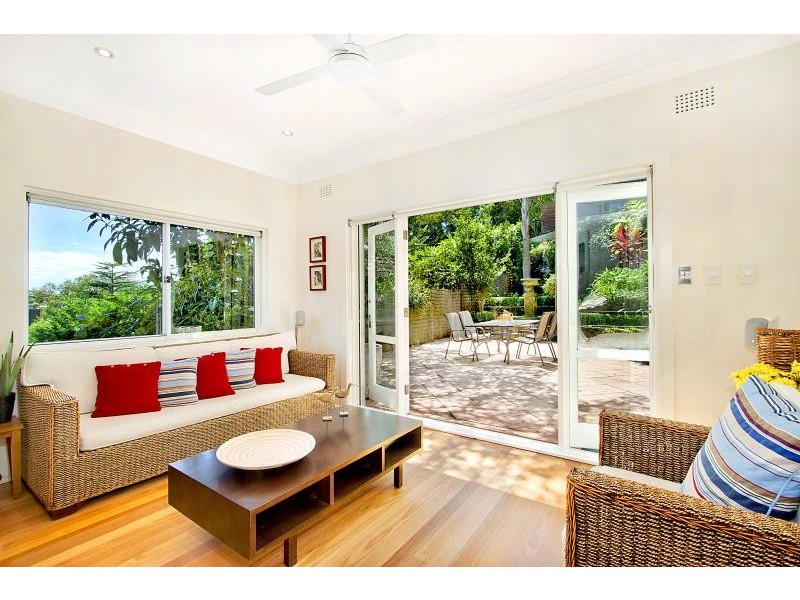 2 Harbourview Street, Clontarf NSW 2093