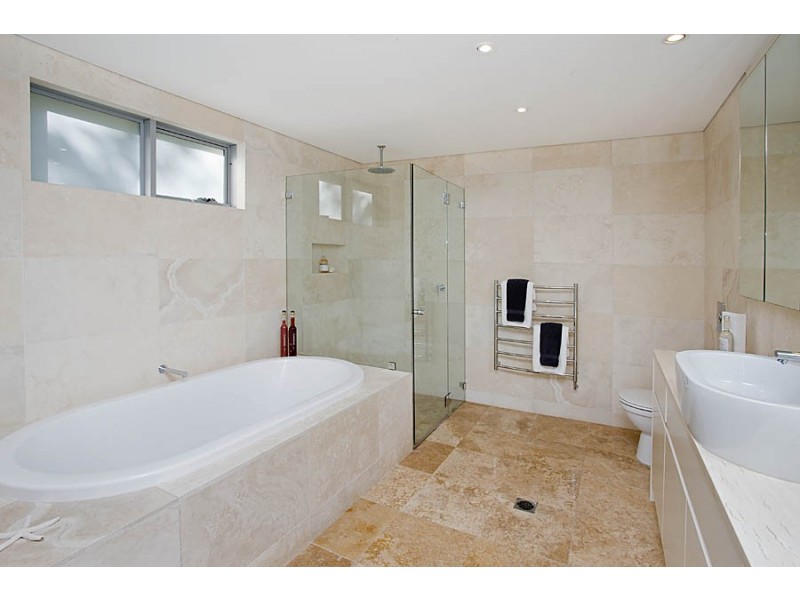 6 Abernethy Street, Seaforth NSW 2092