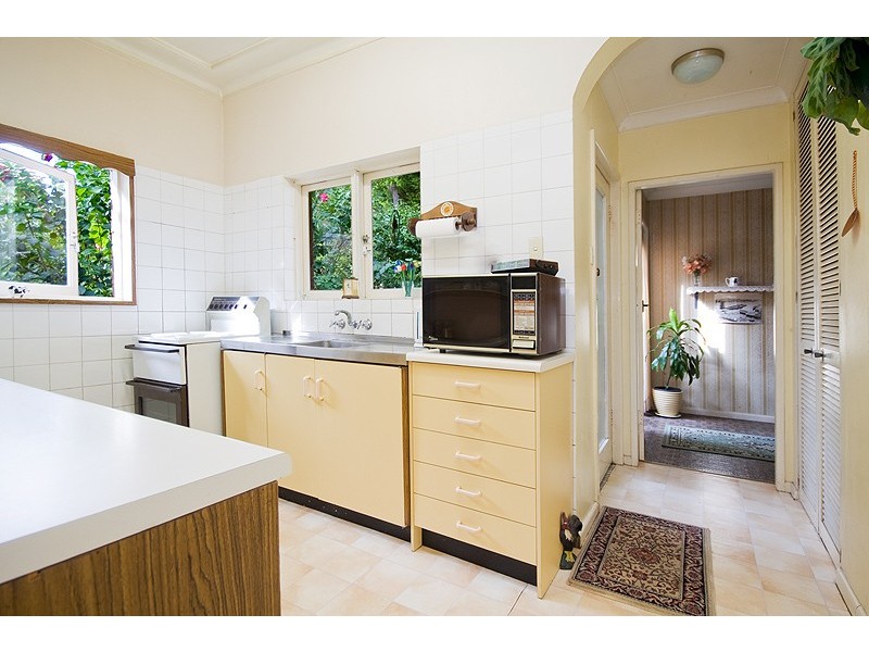 6 Kempbridge Avenue, Seaforth NSW 2092