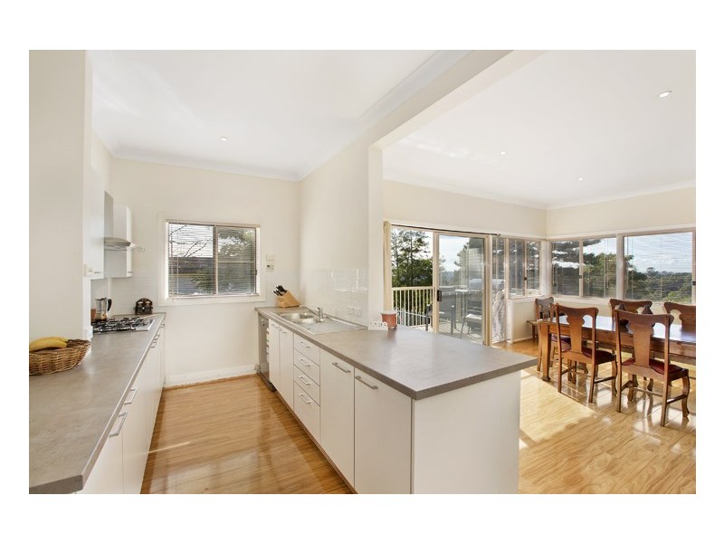 12 Ellery Parade, Seaforth NSW 2092