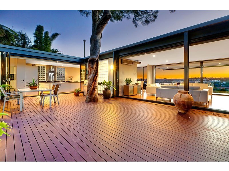 38 Peronne Avenue, Clontarf NSW 2093